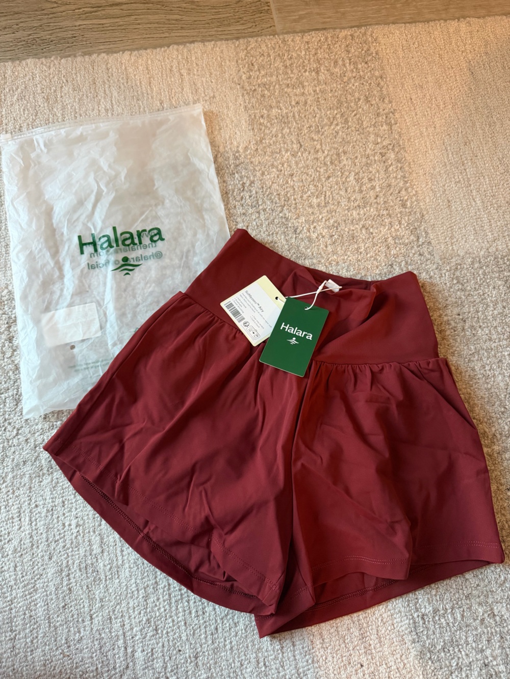 NEW WITH TAGS HALARA Women's Maroon High-Waist Athletic Shorts